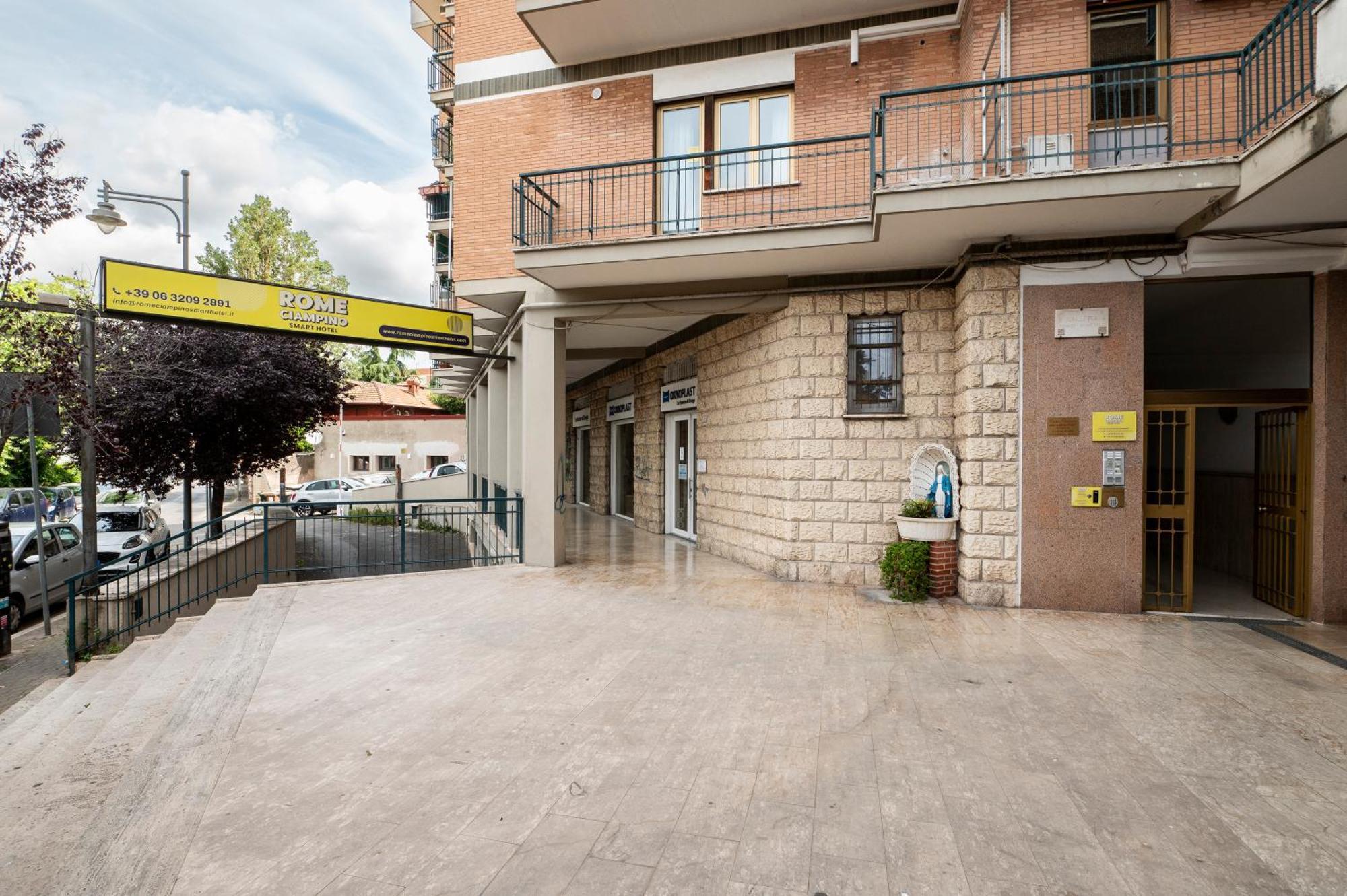 Rome Ciampino Smart Hotel ภายนอก รูปภาพ